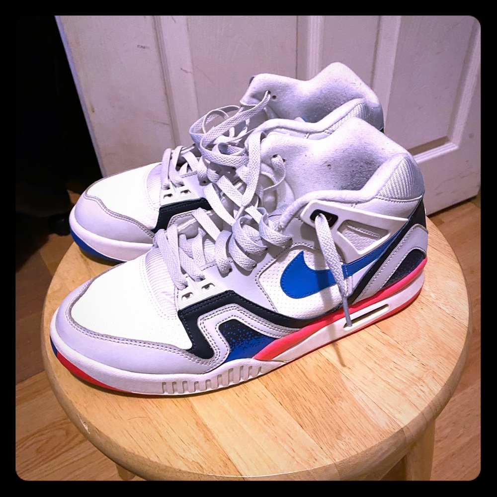 Nike air tech challeng perfect condition